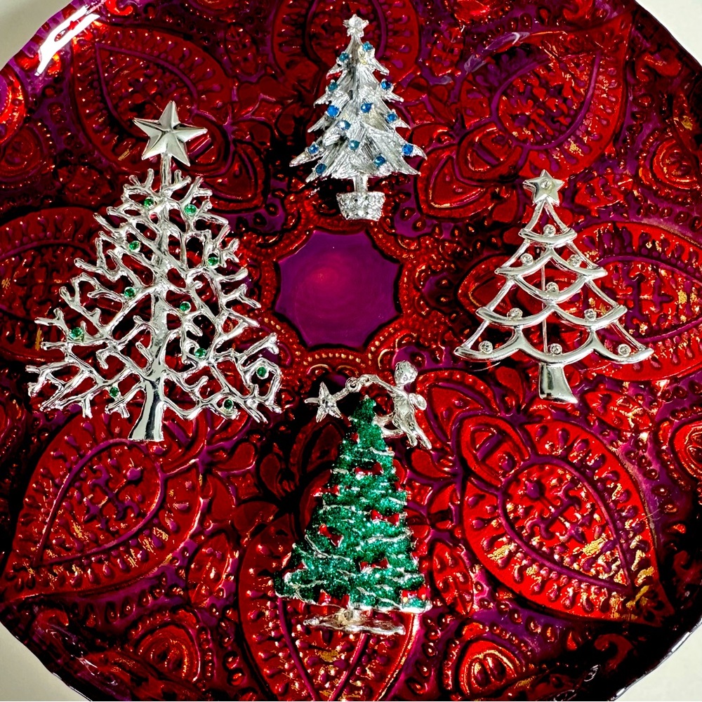 Vintage Christmas Tree Pins | Brooches-FOUR